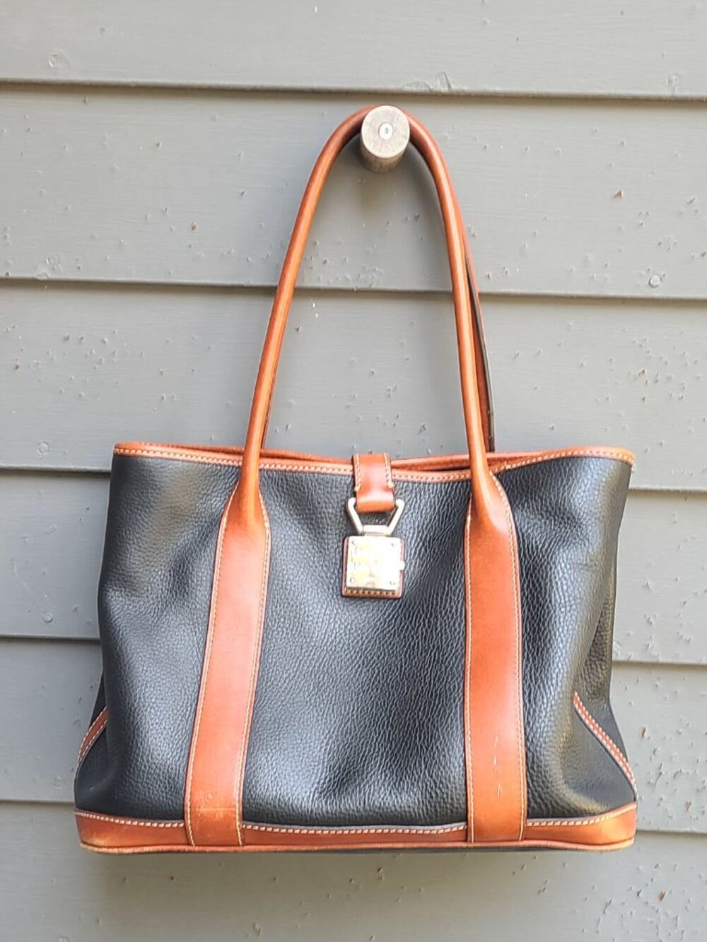 Dooney & Bourke Black Brown Pebbled Leather Vintage Shopper